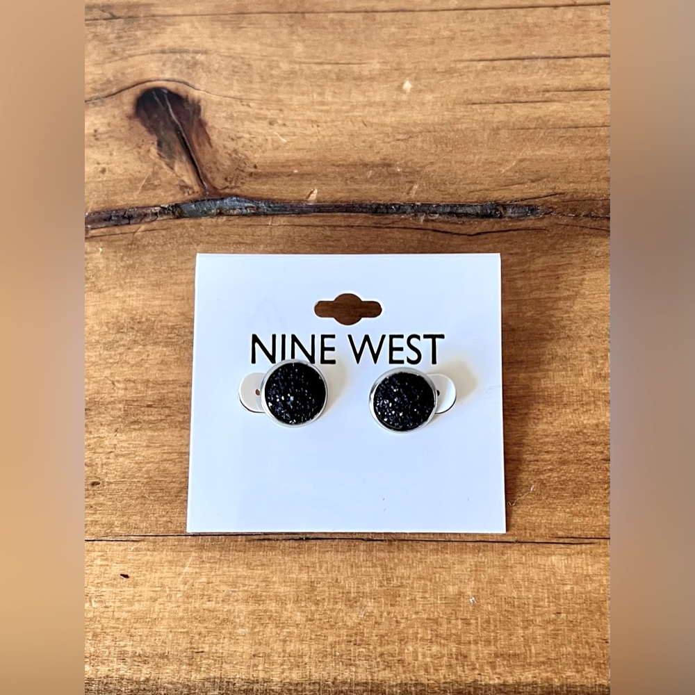 NWT black druzy stud earrings | 5 for $25